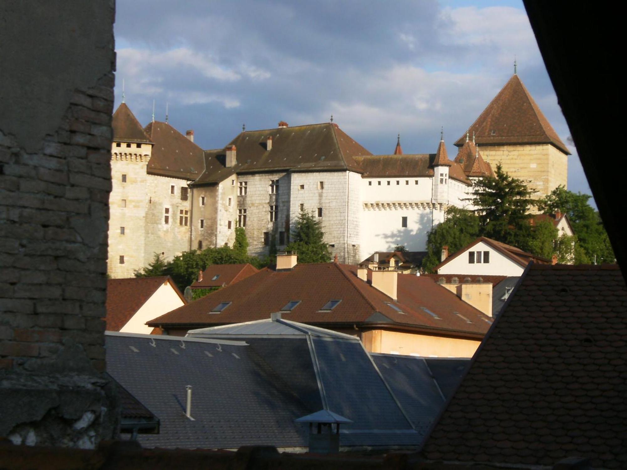 Au Calme En Vieille Ville - Proche Lac - Ambiance Esprit Brocante Annecy Exterior foto